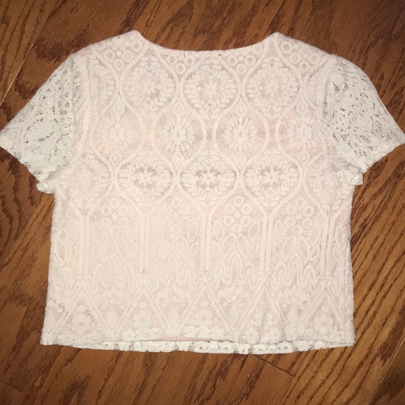 Short-Sleeve - Picture 2 of 2